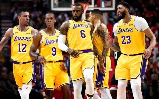 澳大利亚男篮完胜雄鹿，丹尼·格林打破历史纪录的简单介绍