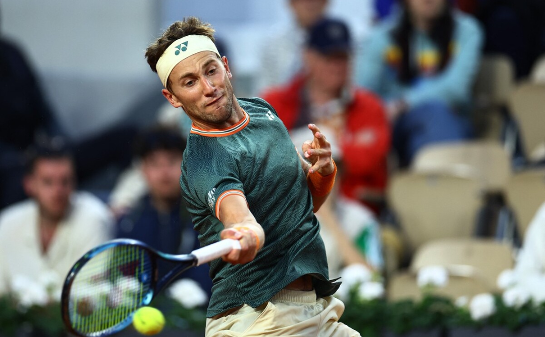 开云体育入口-英格兰队鏖战中国队，张本智和高光表现