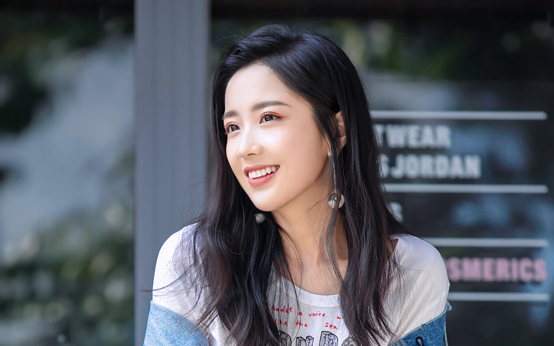 国际米兰稳操胜券轻取那不勒斯，阿尔瓦雷斯生涯之夜绽放光芒